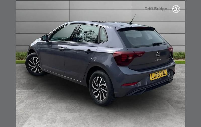 Used VW Polo Life 80 HP (58 kW) 2024 Grey Hatchback