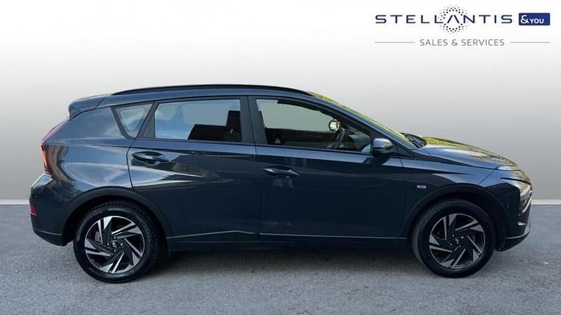 Used Hyundai Bayon SE 99 HP (72 kW) 2023 Grey SUV