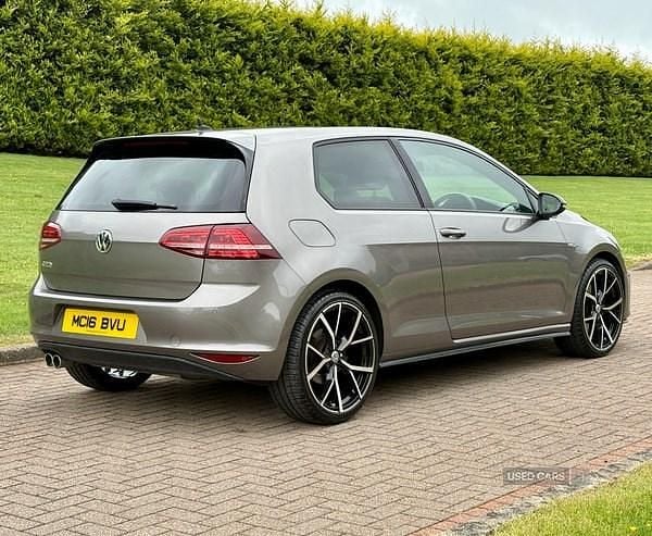 Used VW Golf VII GTD 184 HP (135 kW) 2016 Grey Hatchback