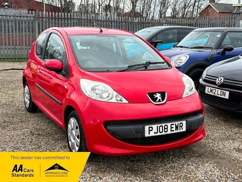 Used Peugeot 107 68 HP (50 kW) 2008 Red Hatchback