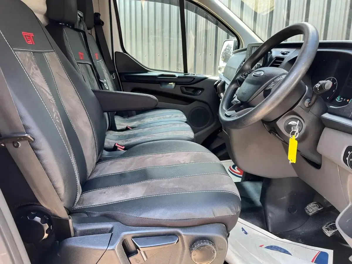 Used Ford Transit Custom S 105 HP (77 kW) 2021 White Van