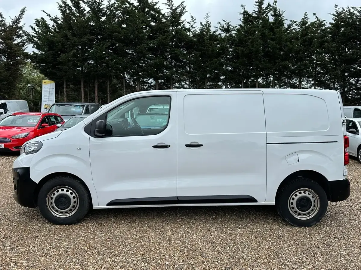 Used Peugeot Expert Premium 2023 White Van
