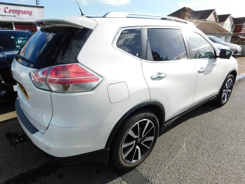 Used Nissan X-Trail N-TEC 130 HP (95 kW) 2014 White SUV