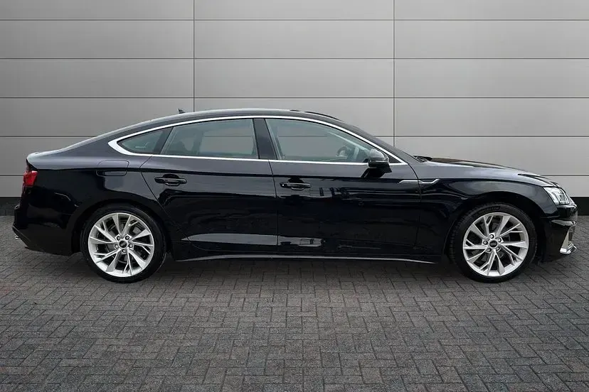Used Audi A5 Sportback Sport 148 HP (108 kW) 2024 Brilliant black Hatchback