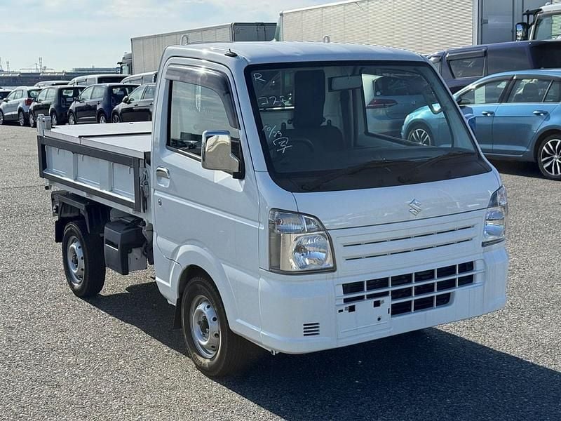 Used Suzuki Carry 2015 White Pickup
