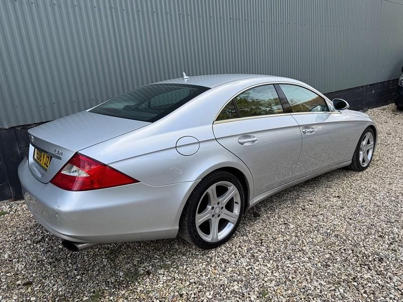 Used Mercedes CLS320 222 HP (163 kW) 2008 Silver Coupe
