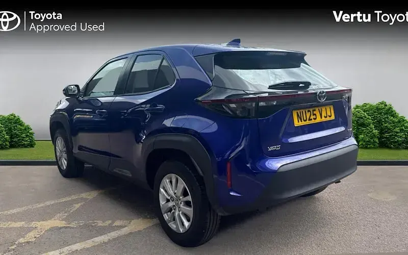 Used Toyota Yaris Hybrid 116 HP (85 kW) 2026 Estate