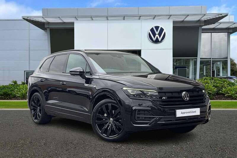 Deep black Used 2021 VW Touareg Black Edition SUV | £40,992 (Fair price) - Image 1/4