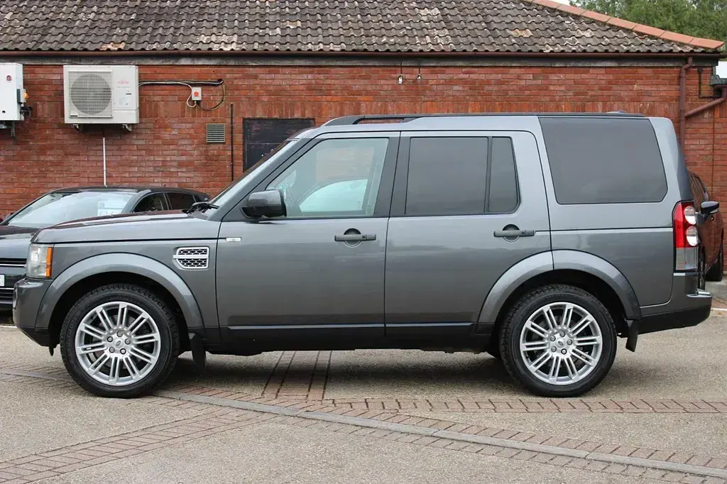 Used Land Rover Discovery 4 HSE Luxury 2013 Grey SUV