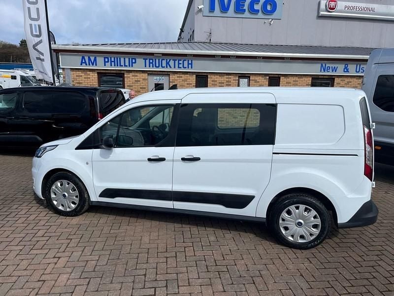 Used Ford Transit Connect Trend 100 HP (73 kW) 2022 White MPV