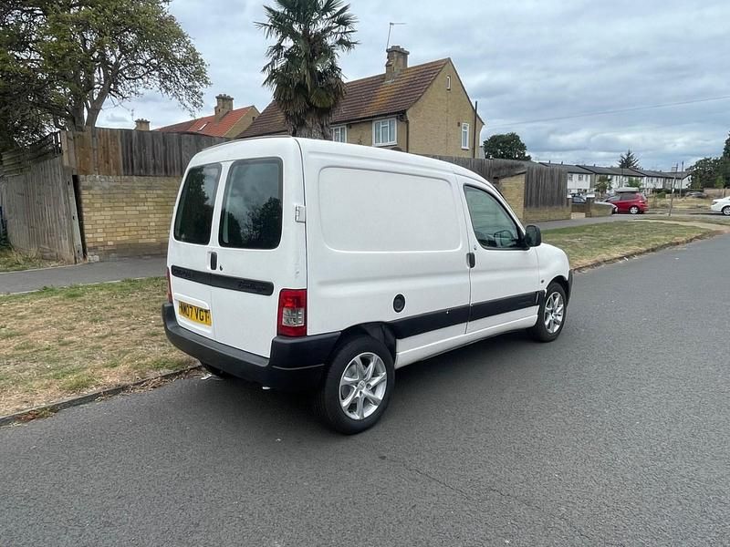 Used Citroën Berlingo 2007 White MPV