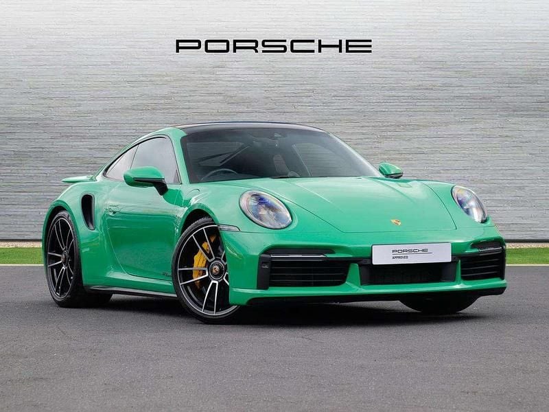 Green Used 2022 Porsche 911 Coupe | £148,990 (Fair price) - Image 1/4