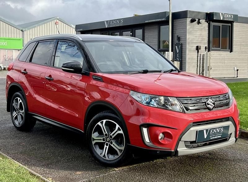Red Used 2017 Suzuki Vitara SZ5 SUV | £12,995 (A bit pricey) - Image 1/4