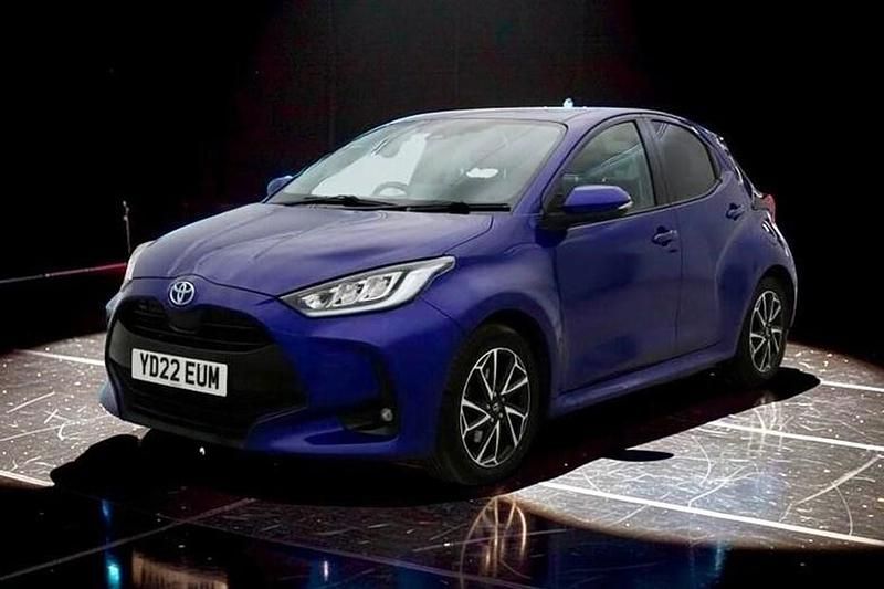 Used Toyota Yaris Hybrid Design 116 HP (85 kW) 2022