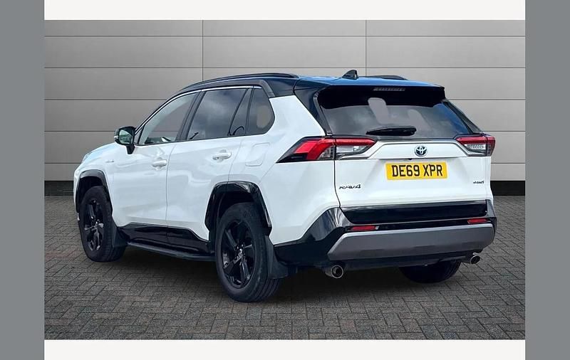 Used Toyota RAV4 Hybrid 218 HP (160 kW) 2019 Other SUV