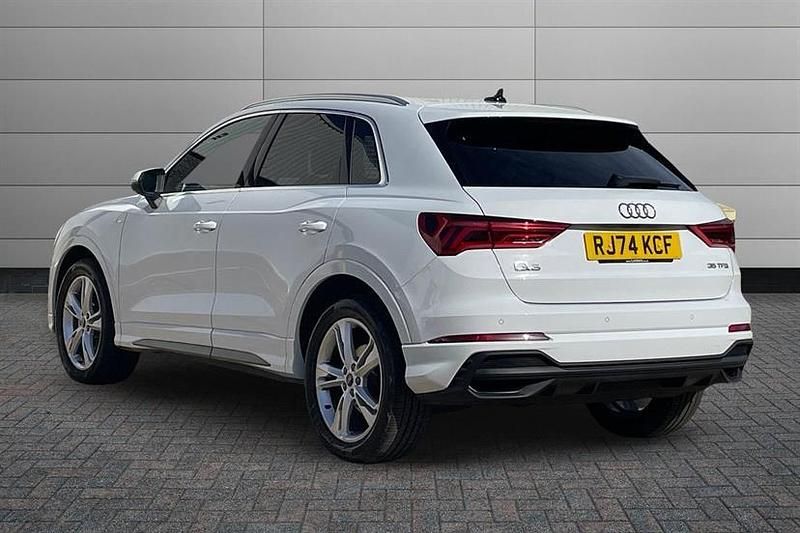 Used Audi Q3 S-Line 150 HP (110 kW) 2024 White SUV