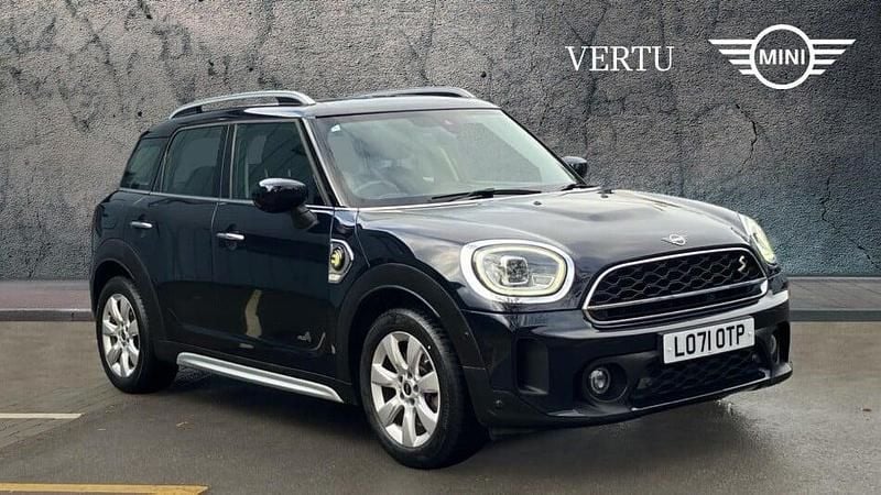 Used 2022 Mini Cooper S Classic Hatchback | £20,564 (Fair price) - Image 1/3