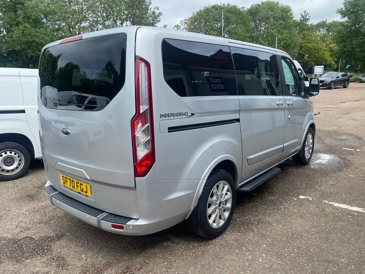 Used Ford Tourneo Custom Titanium 2020 Silver Van
