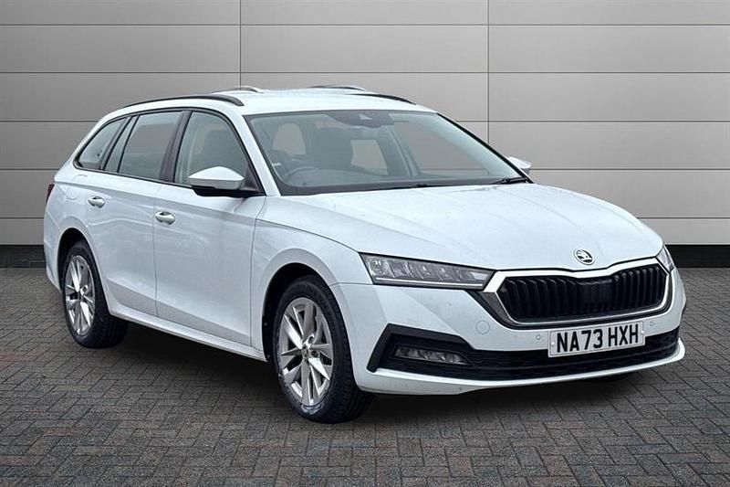 White Used 2023 Skoda Octavia SE Technology Estate | £18,985 (Fair price) - Image 1/4