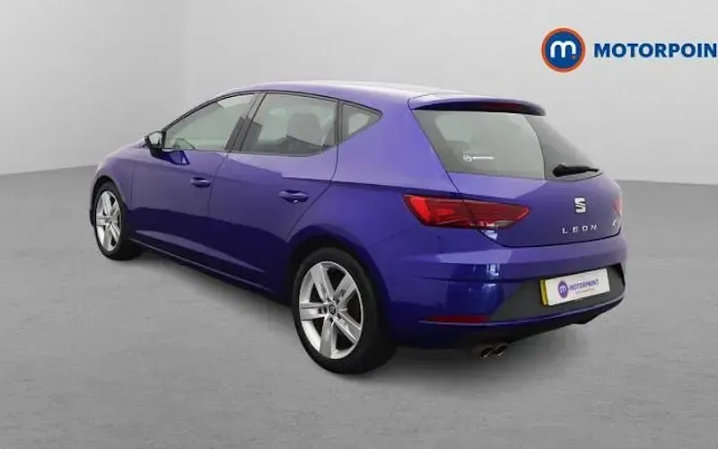 Used Seat Leon FR 131 HP (96 kW) 2019 Blue Hatchback