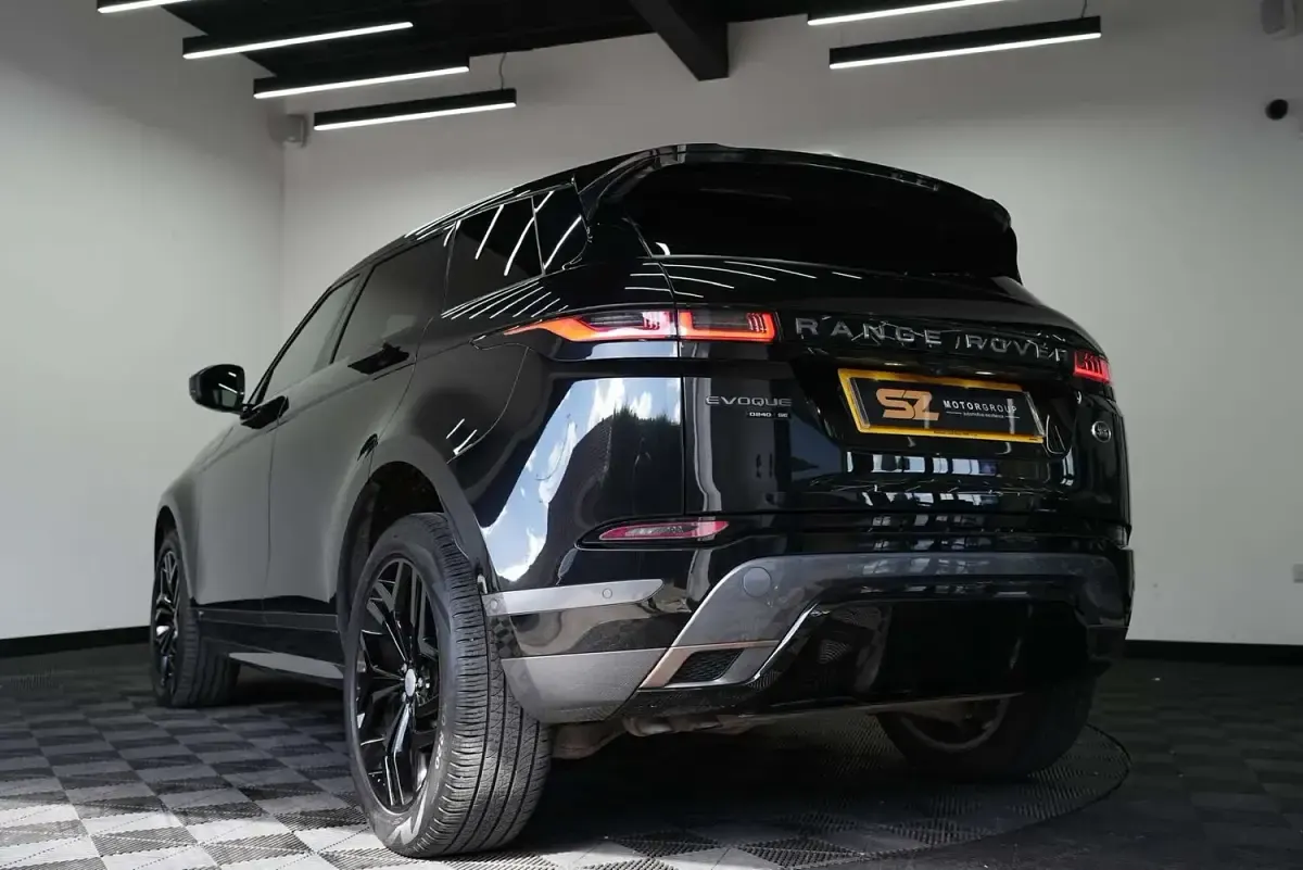 Used Land Rover Range Rover evoque SE Dynamic 2020 Black SUV
