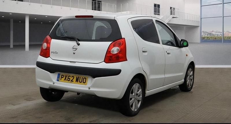 Used Nissan Pixo N-TEC 68 HP (50 kW) 2012 White Hatchback
