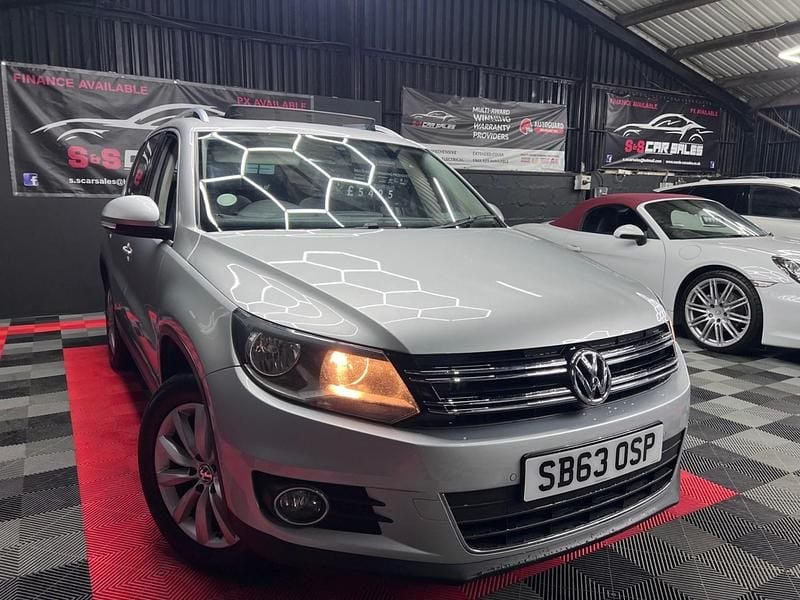 Silver Used 2013 VW Tiguan Match SUV | £5,495 (Good price) - Image 1/4