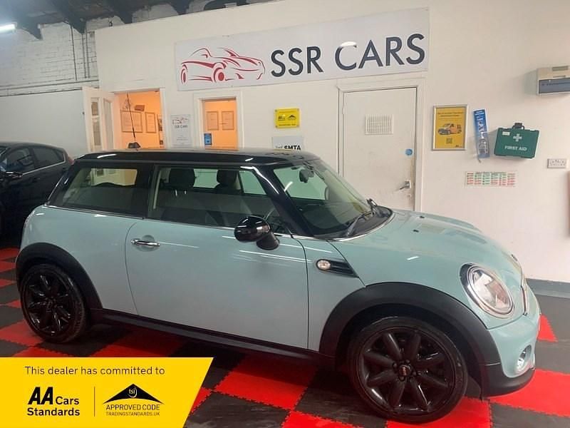 Used Mini Cooper Hatch 122 HP (89 kW) 2013 Blue Hatchback