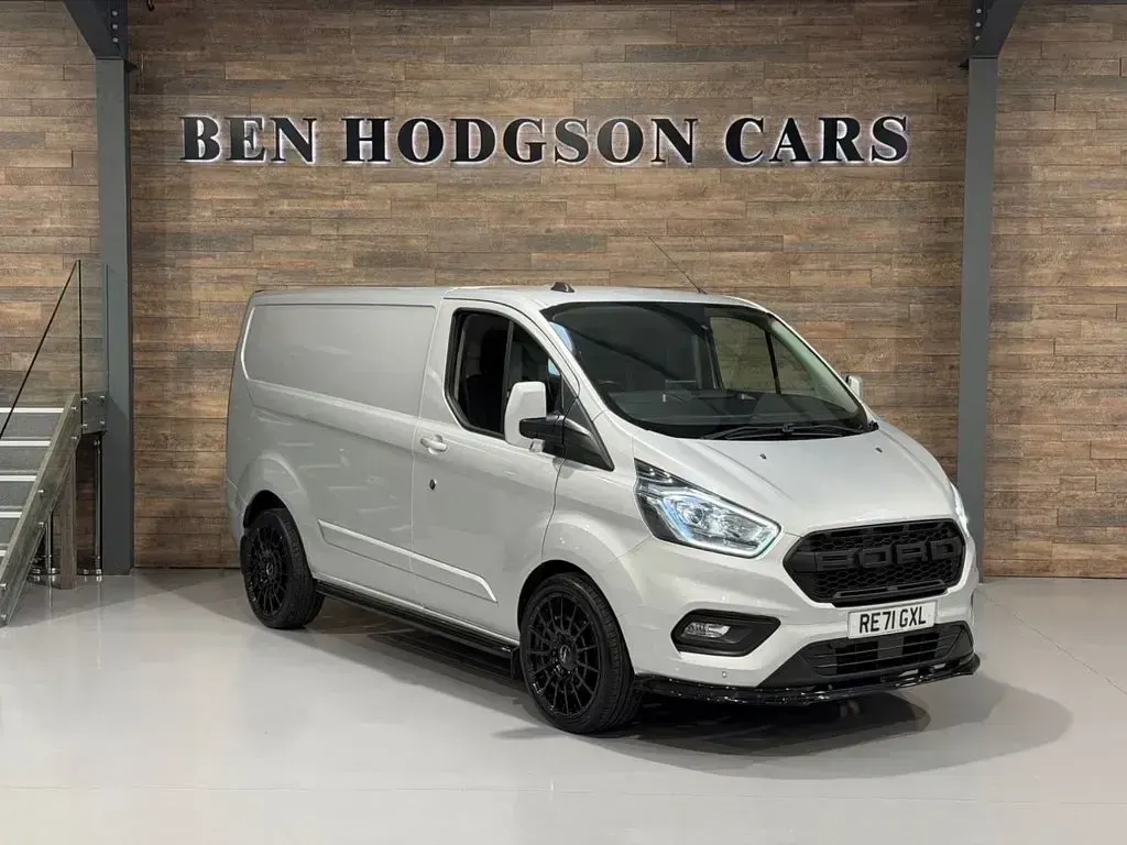 Used Ford Transit Custom Limited 130 HP (95 kW) 2021 Silver Van