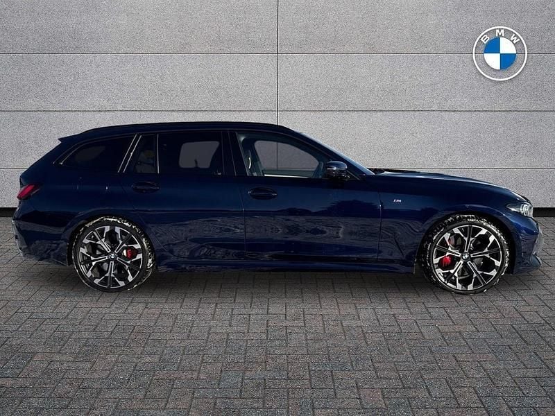 Used BMW 320 M Sport 181 HP (133 kW) 2025 Blue Estate