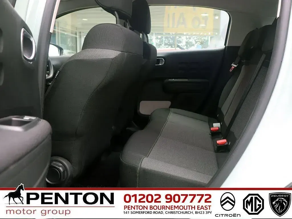 Used Citroën C3 Feel 67 HP (49 kW) 2019 Green Hatchback