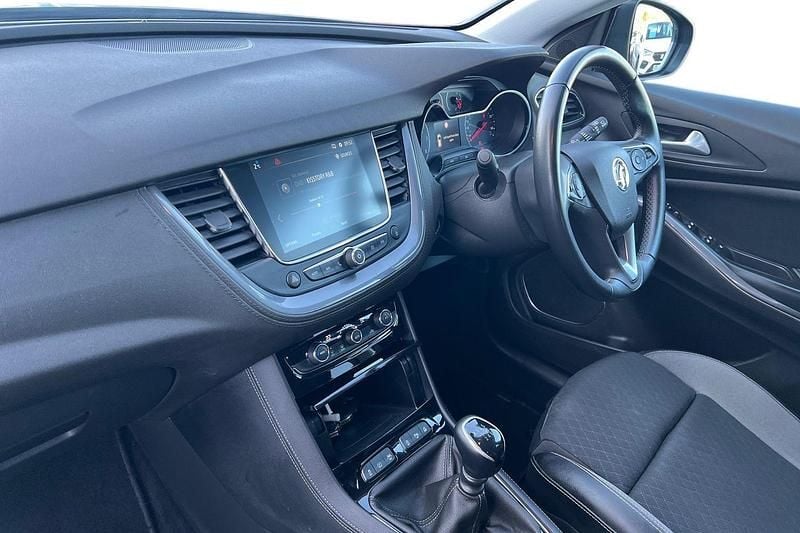 Used Vauxhall Grandland X Edition 130 HP (95 kW) 2021 Night shade black SUV