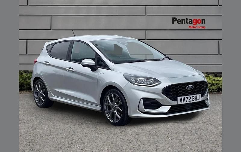 Used Ford Fiesta ST-Line 99 HP (72 kW) 2023 Silver Hatchback