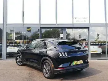 Gebraucht Ford Mustang Mach-E Extended Range 216 kW (294 PS) 2022 Schwarz SUV