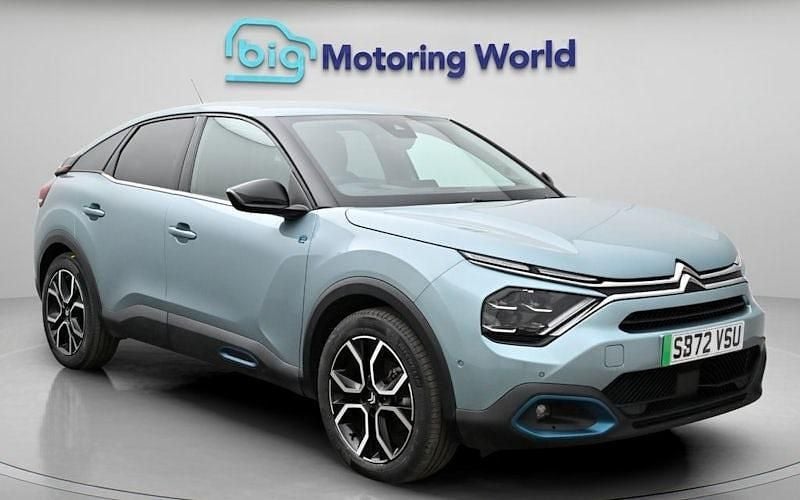 Used Citroën e-C4 Shine 100 kW (136 HP) 2023 Blue Hatchback