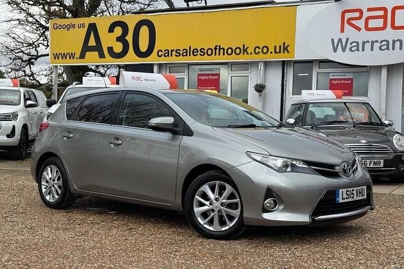 Used 2015 Toyota Auris Multidrive S | £10,788 (A bit pricey) - Image 1/1