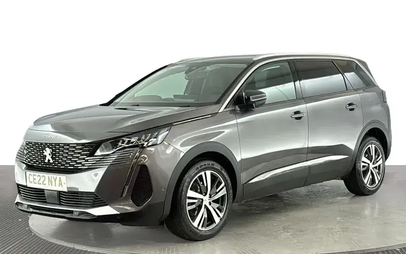 Second-hand Peugeot 5008 Allure Premium 131 CP (96 kW) 2022 SUV
