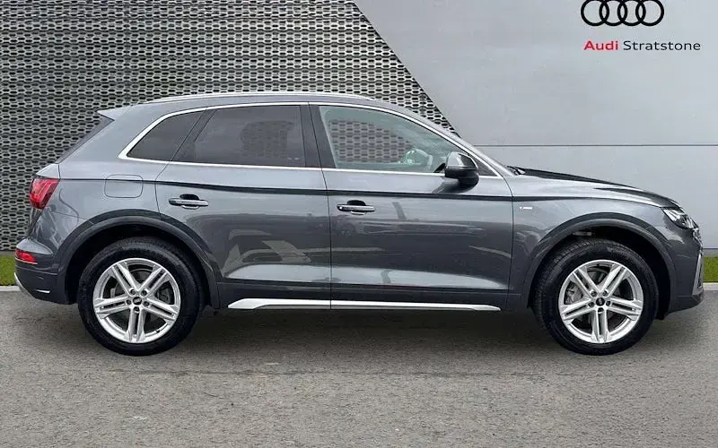 Used Audi Q5 S-Line 204 HP (150 kW) 2024 SUV