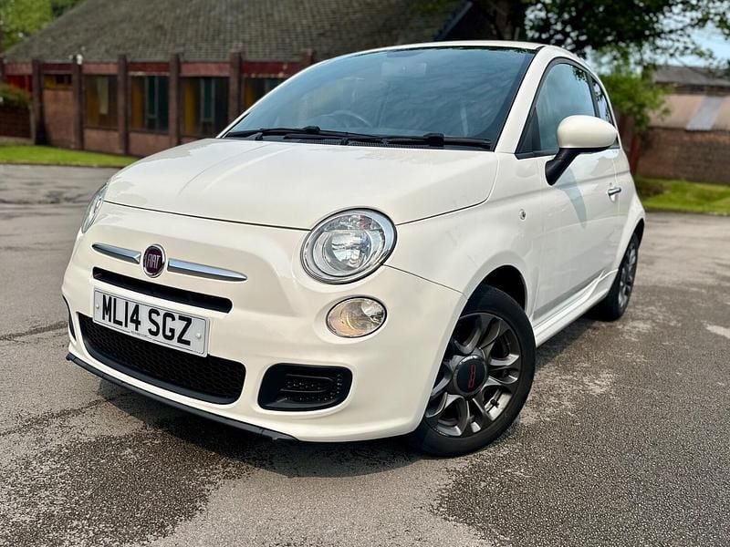 White Used 2014 Fiat 500 S Hatchback | £4,200 (Fair price) - Image 1/4