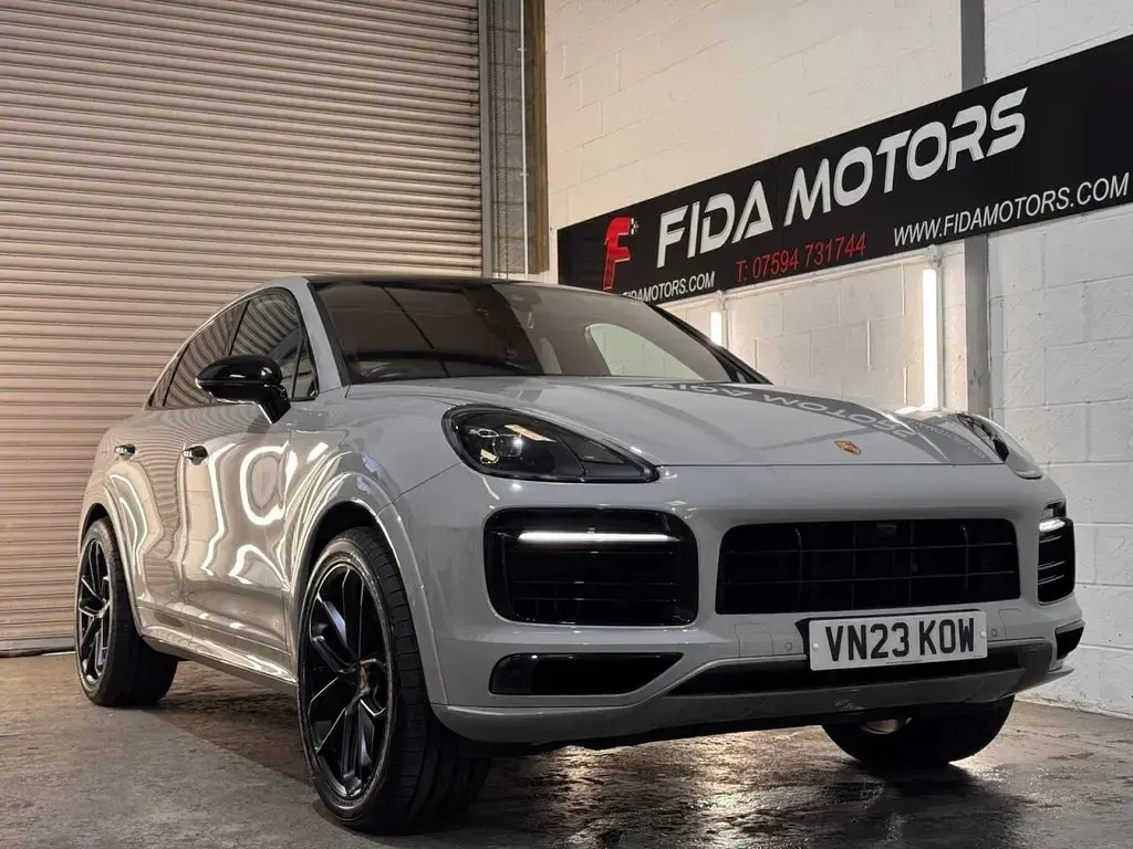 Used Porsche Cayenne 353 HP (259 kW) 2023 Grey SUV
