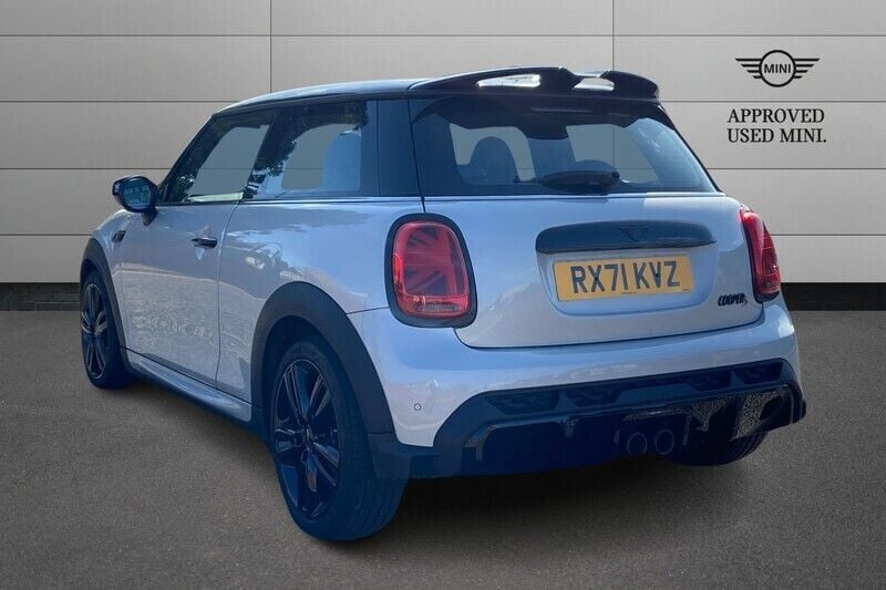 Used Mini Cooper S Sport 192 HP (141 kW) 2021 Silver Hatchback