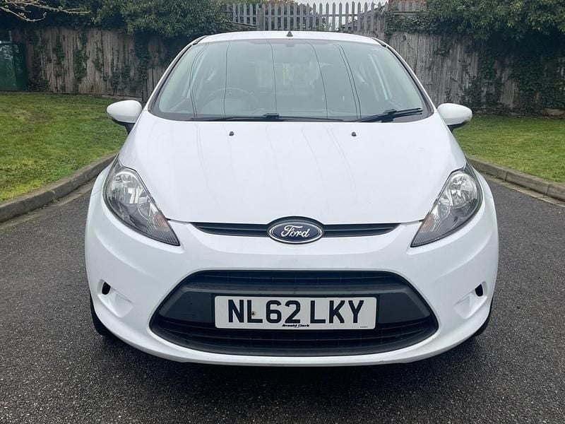 Used Ford Fiesta 2012 White Hatchback