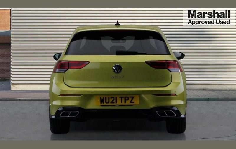 Used VW Golf VIII R-line 128 HP (94 kW) 2021 Yellow Hatchback
