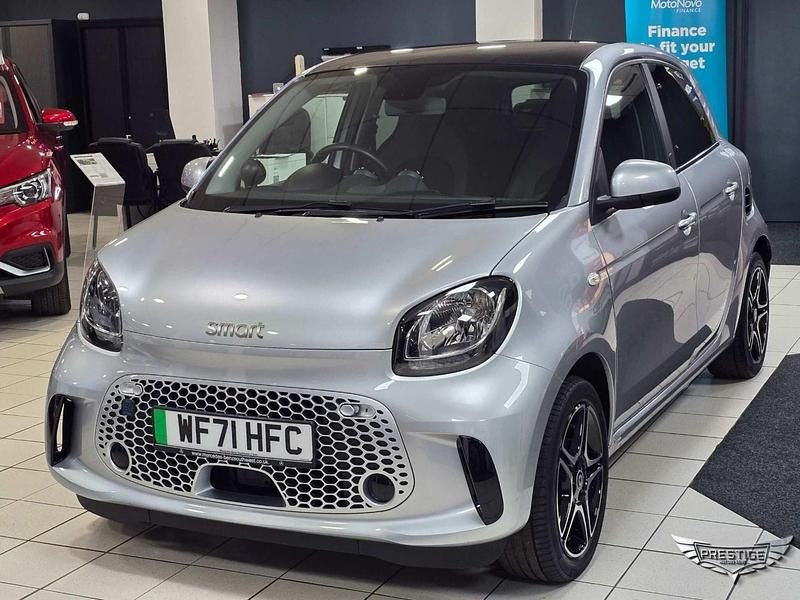 Used Smart ForFour Electric Drive Premium 60 kW (82 HP) 2021 Silver Hatchback