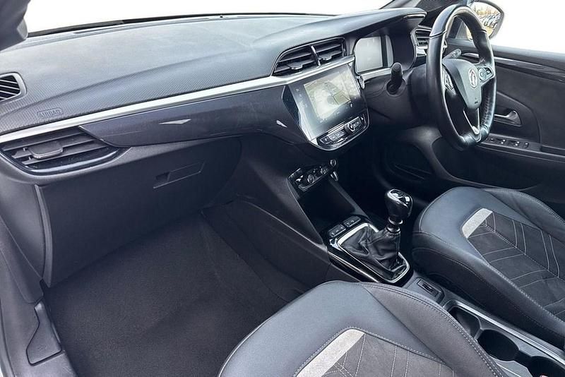 Used Vauxhall Corsa Ultimate 100 HP (73 kW) 2022 White Hatchback