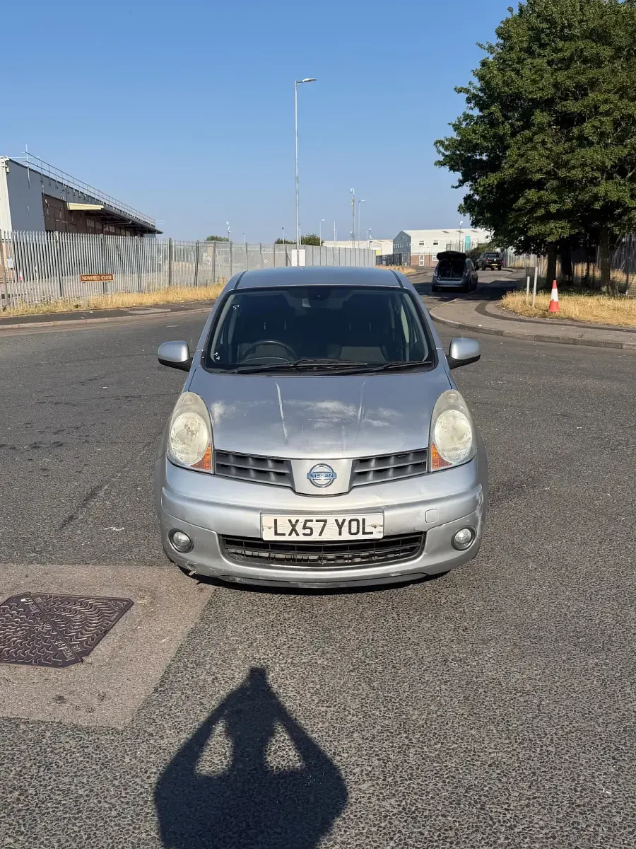 Used Nissan Note Tekna 110 HP (80 kW) 2007 Silver Hatchback