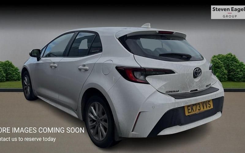 Used Toyota Corolla 140 HP (102 kW) 2026 Hatchback