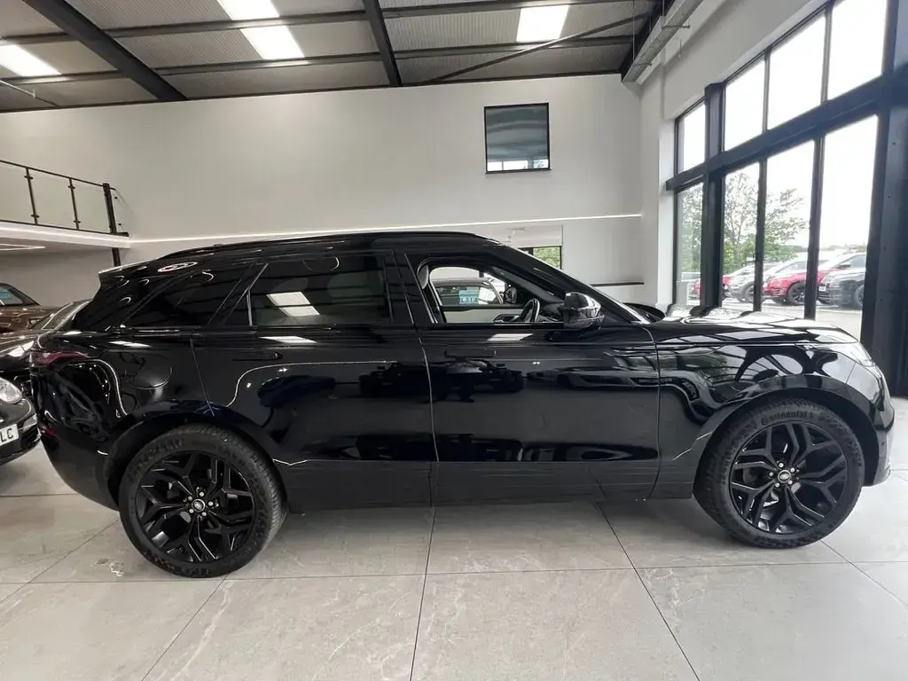 Used Land Rover Range Rover Velar SE Dynamic 2019 Black SUV