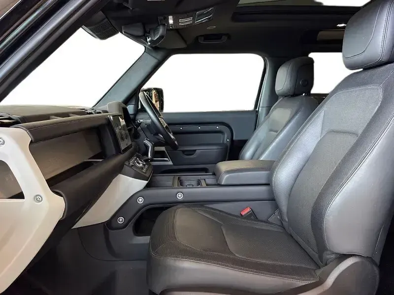 Used Land Rover Defender HSE Dynamic 2023 Black SUV