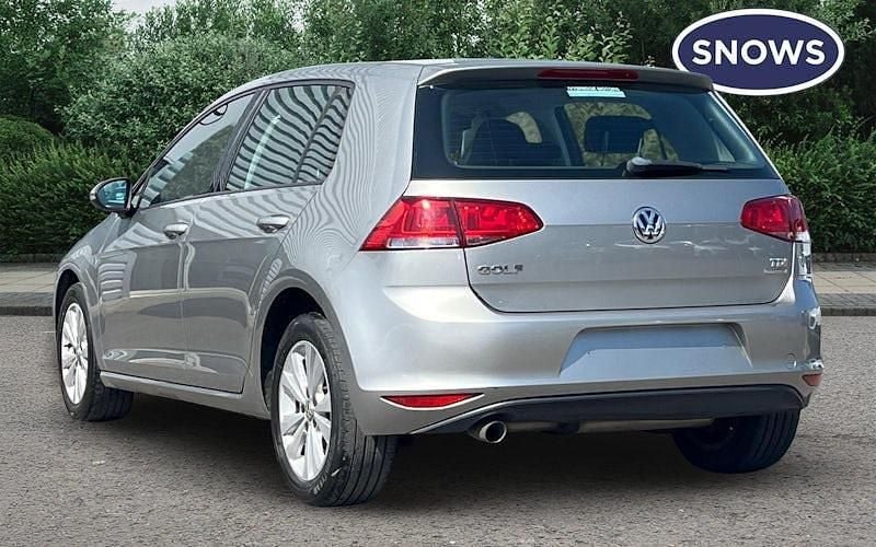 Usado VW Golf VII SE 105 HP (77 kW) 2014 Citadino